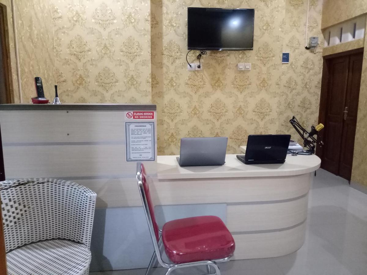 Wisma Andali Syariah Near Rsud Cideres Majalengka Zewnętrze zdjęcie